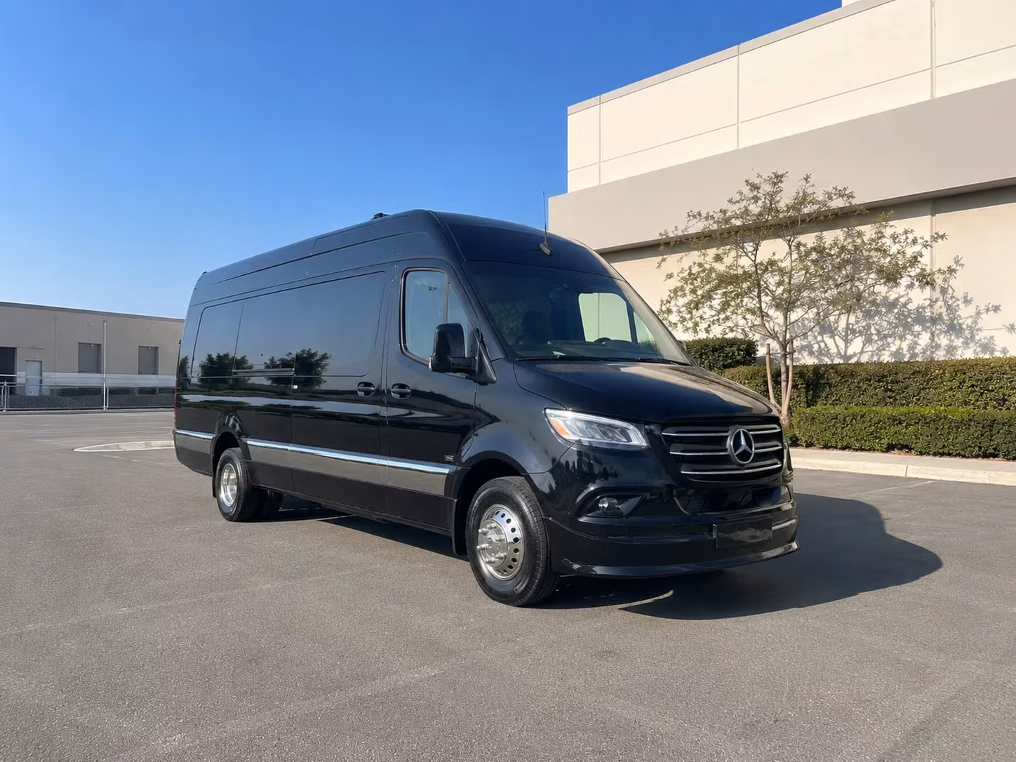 lawrence airport transportation